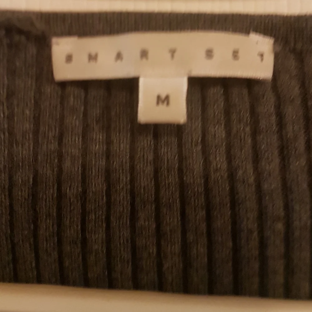 👚 Smart Set V-Neck Striped Bodycon Top - Picture 5 of 6